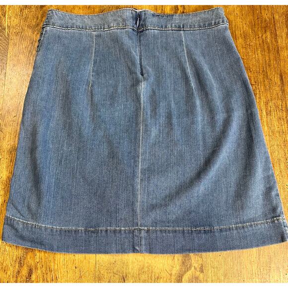 White House Black Market Size 6 Silky Soft Denim Faux-Wrapped Mini Skirt - Picture 2 of 9